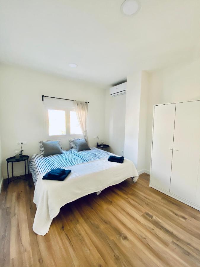 Gmc Turistics - La Casa De Los Alamos Málaga Kültér fotó